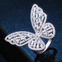 Prekrasan atraktivan luksuzni prsten velikog oblika za žene koje nose srebrnu