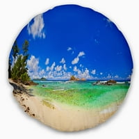 Art DemandArt 'Tropicalna plaža sa zelenim morskim' pejzažnim fotografijama baca jastuk. In. Mali