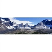 Rock formacije na planinskom dometu Torres del Paine Nacionalni park Patagonia Čile Poster Print do
