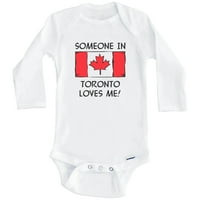 Neko u Torontu voli me kanadsku zastavu Jedna dječja djevojaka, 6-mjeseci bijela